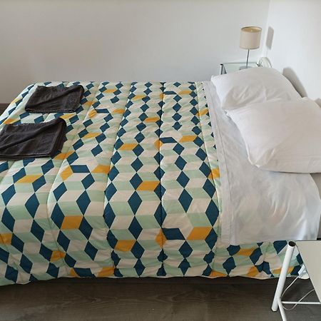 "La Cle Des Champs"-Meuble De Tourisme 3 Etoiles -Residence "Les Logis De Beziers"-Garage Optionnel-Coeur De Ville-Plages A 16Km ! Luaran gambar