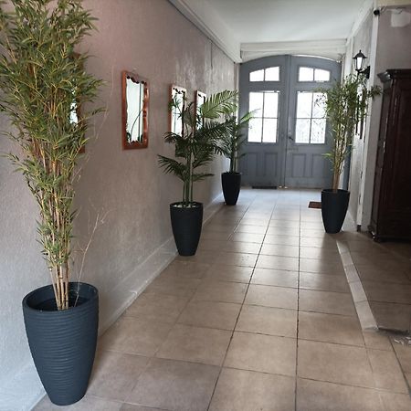 "La Cle Des Champs"-Meuble De Tourisme 3 Etoiles -Residence "Les Logis De Beziers"-Garage Optionnel-Coeur De Ville-Plages A 16Km ! Luaran gambar